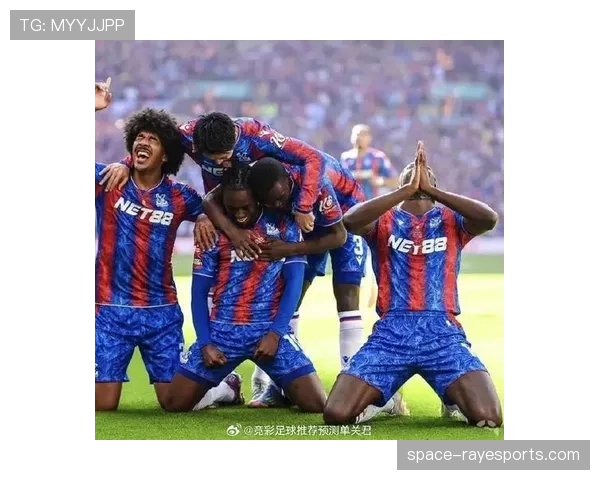 水晶宫与富勒姆比赛上半场，双方共完成超过200次高强度冲刺